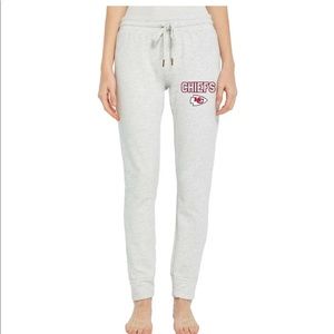 🆕Kansas City Chiefs Women’s NFL Joggers Heathered Cream Color Large